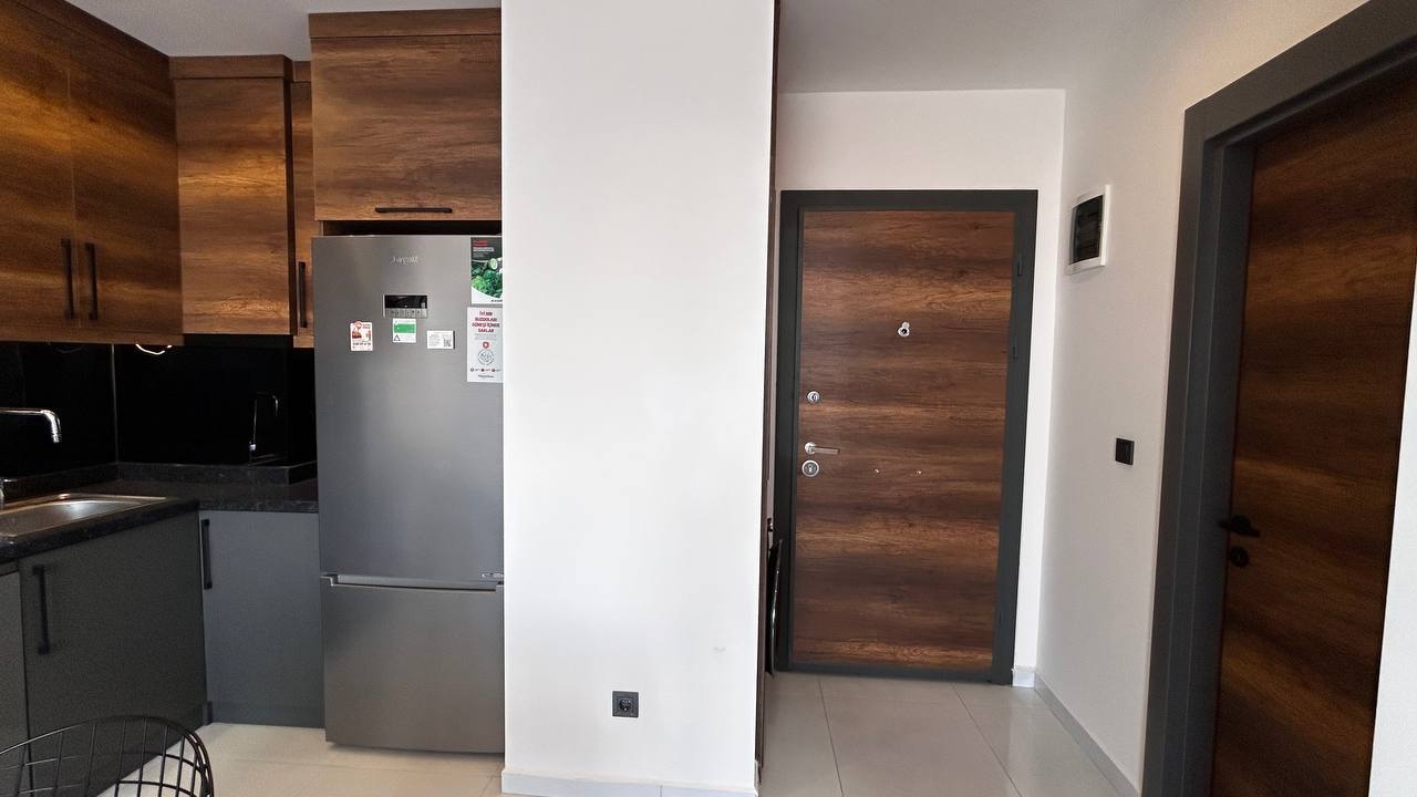 Меблированные апартаменты 1+1 в Махмутлар
