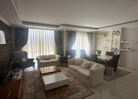 Меблированная квартира 2+1 в современном комплексе в Алании