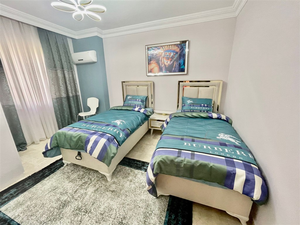 Меблированная уютная квартира 2+1 в Махмутлар