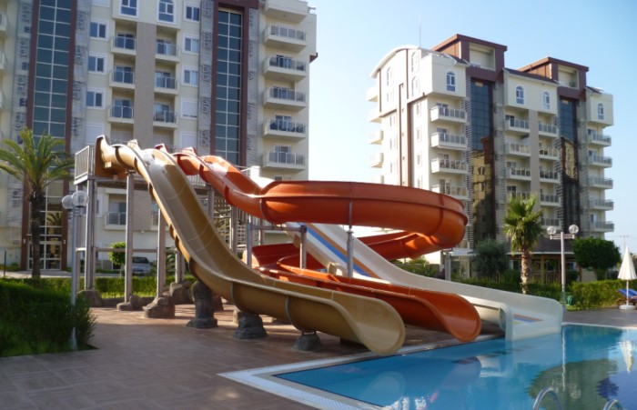 Меблированная 2+1 квартира в жилом комплексе в Алании