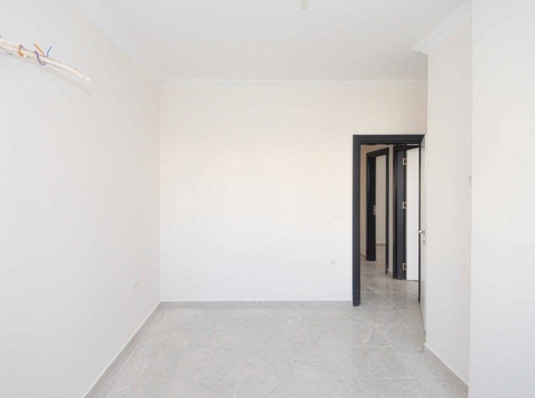 Небольшая новая квартира 2+1 в Махмутларе - Алания