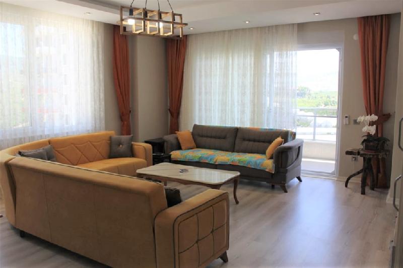 Квартира 3+1 с мебелью в районе Махмутлар - Алания