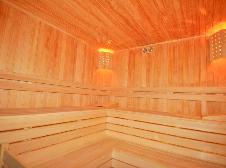 Меблированная квартира 1+1 с видом на море в Каргыджаке