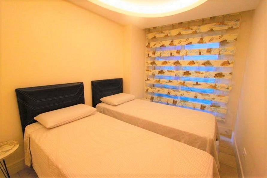 Квартира с мебелью на пляже Клеопатры - Алания, Турция