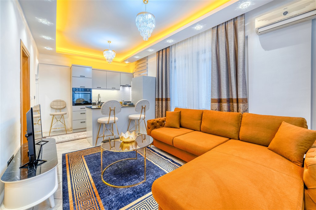 Квартира 1+1 с мебелью в центре Аланьи, Турция